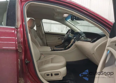 2017 Ford Taurus Limited z USA, uszkodzony, nr VIN 1FAHP2F82HG113772